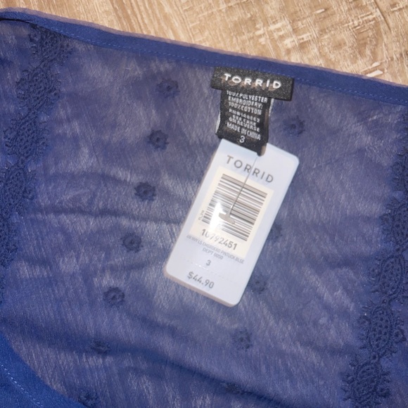 Torrid Over shirt - Picture 2 of 2